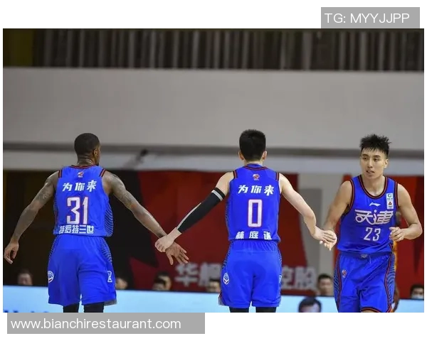 天津先行者主帅萨瓦洛夫:球队正迎来新一轮的复苏与崛起